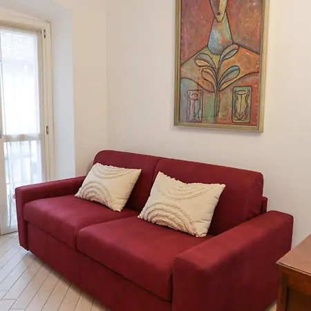 Corso Alfieri From 1700s Ac & Queen Bed Asti